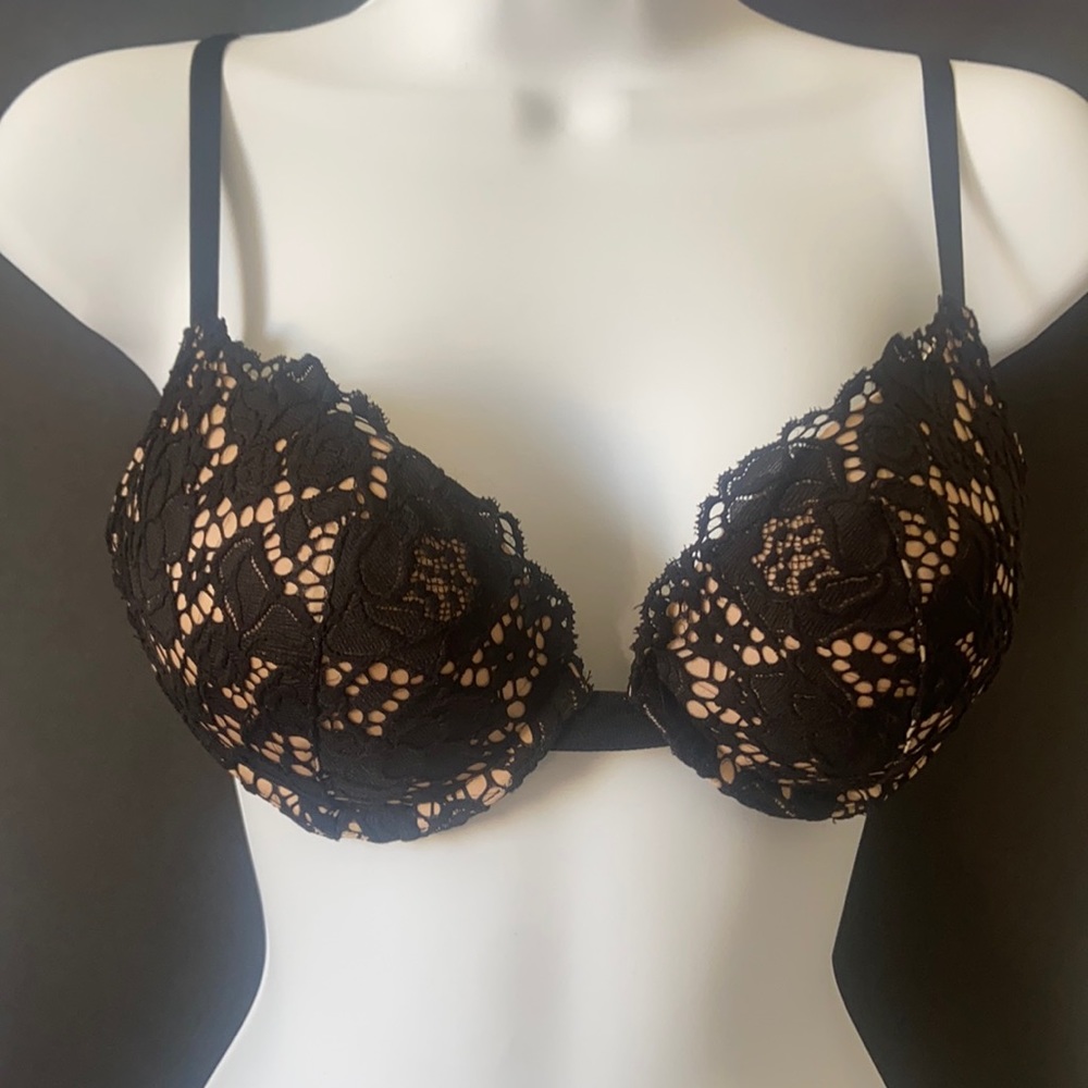 New Victoria Secret Bra